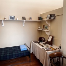 Gallery Item